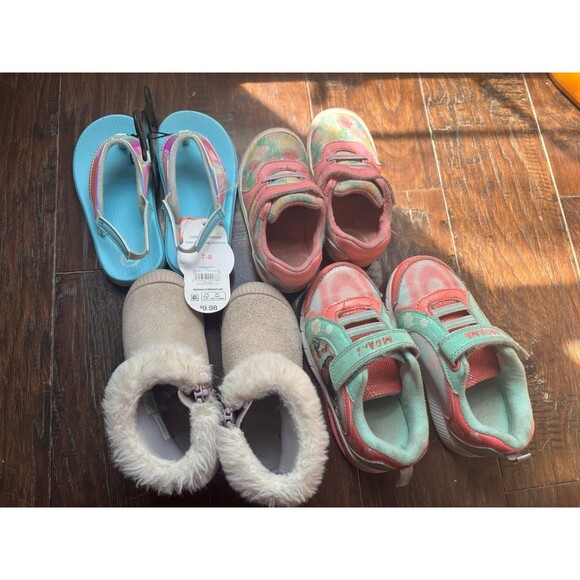 Toddler girl shoes boots bundle size 7-9 used new stride rite Disney 4 pairs - Picture 1 of 9